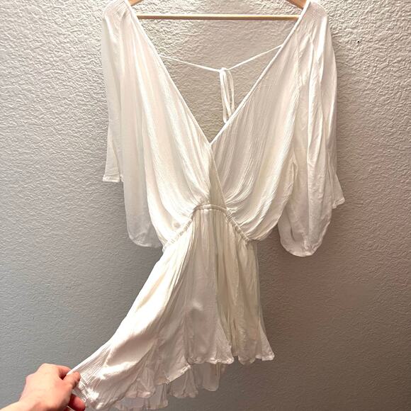 SOLD Free People Nerea Romper White Gauze Wrap Flutter Sleeve Boho Festival 2/28 - Picture 6 of 8